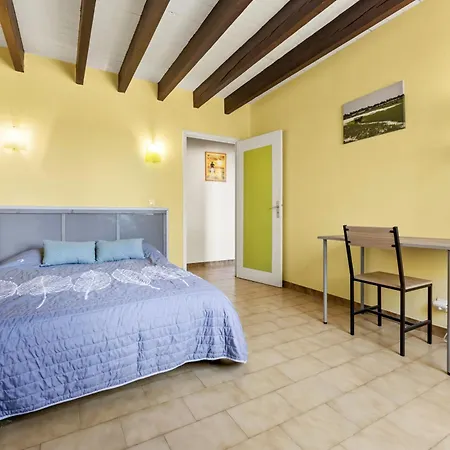Maison A La Campagne Dans Le Gard بيت للعطل *